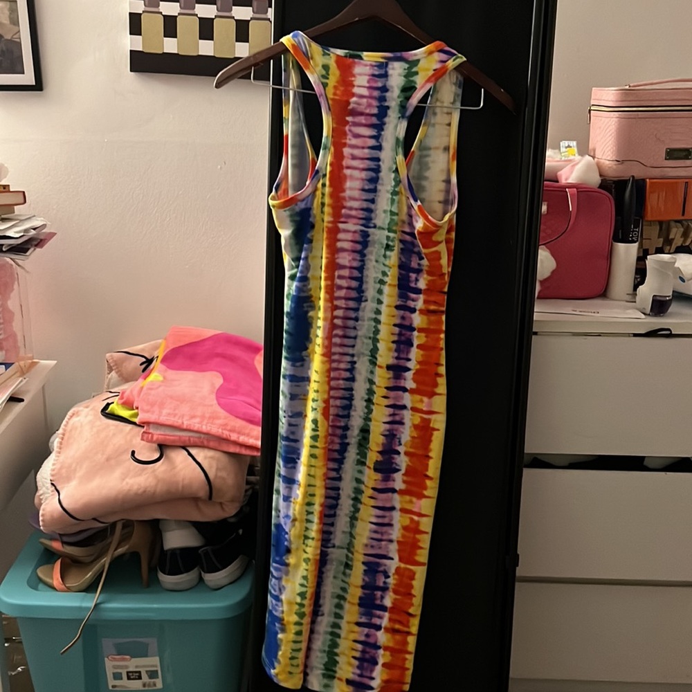 Dress - Picture 3 of 3